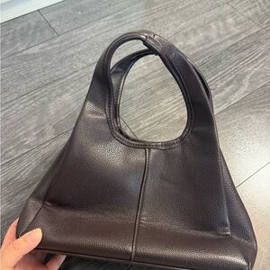 Elegant Brown Leather Handbag